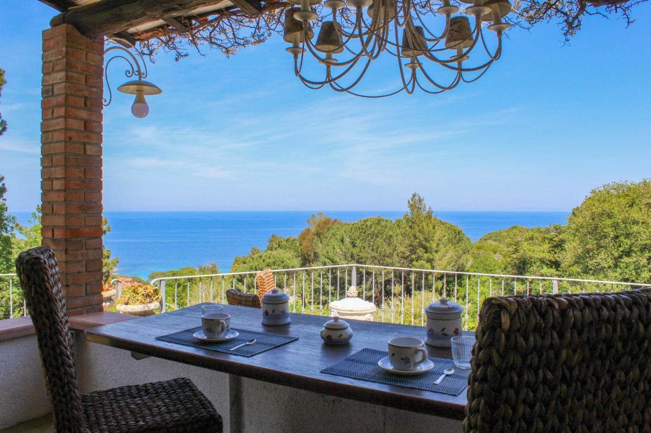 Casa Panoramica Bouganville SantʼAndrea Екстериор снимка
