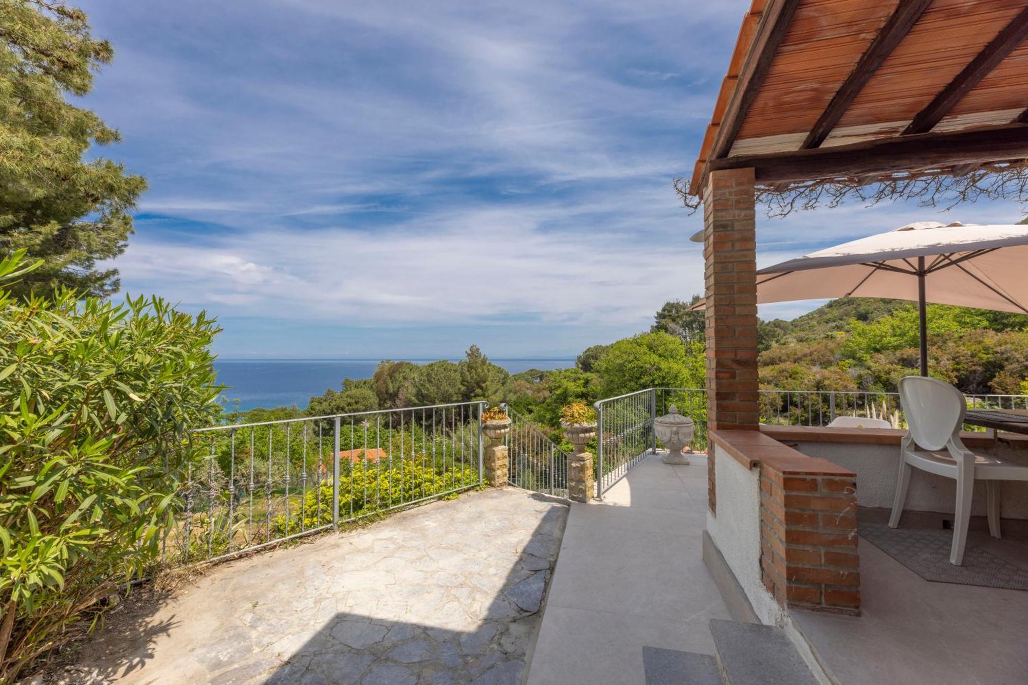 Casa Panoramica Bouganville SantʼAndrea Екстериор снимка