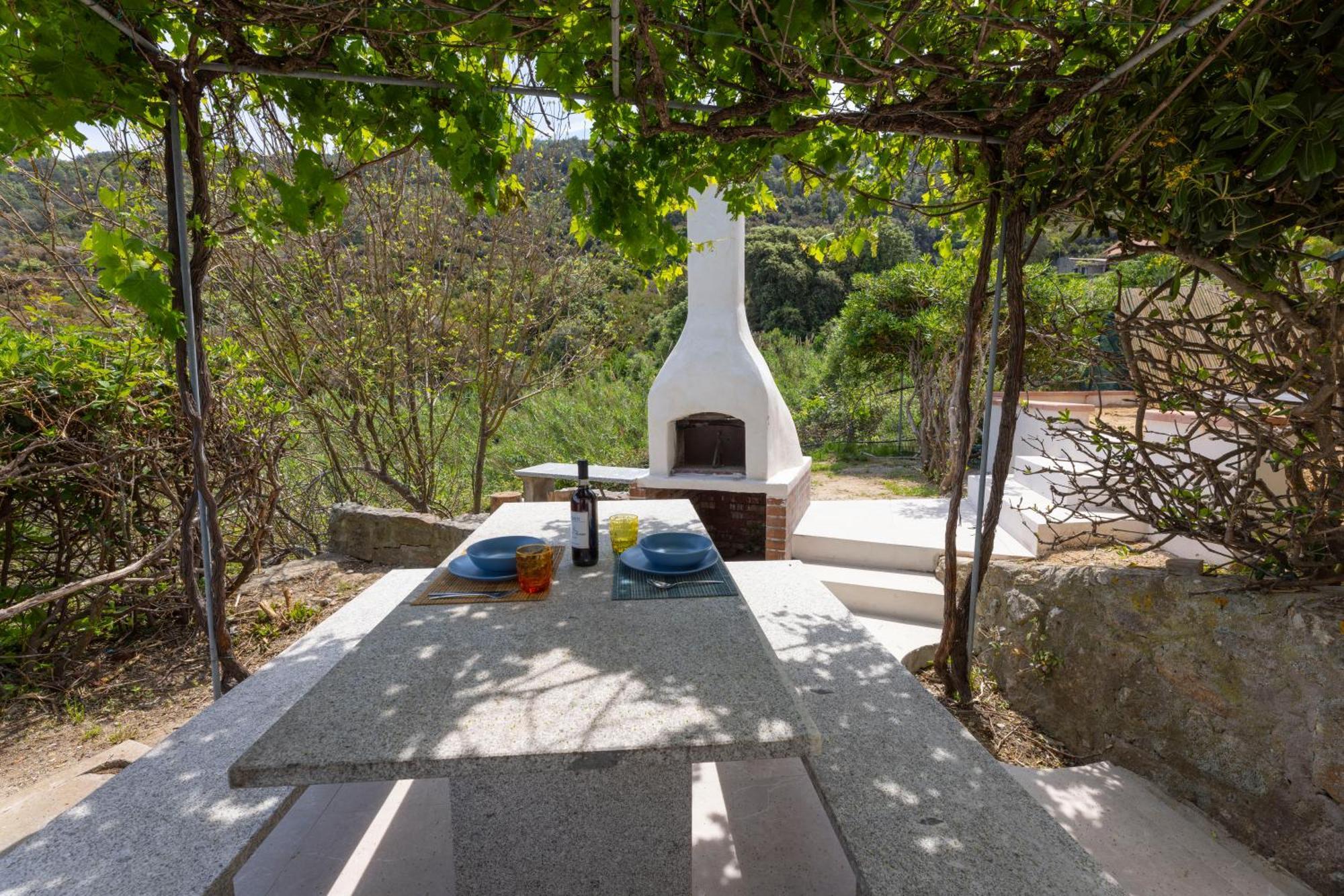 Casa Panoramica Bouganville SantʼAndrea Екстериор снимка