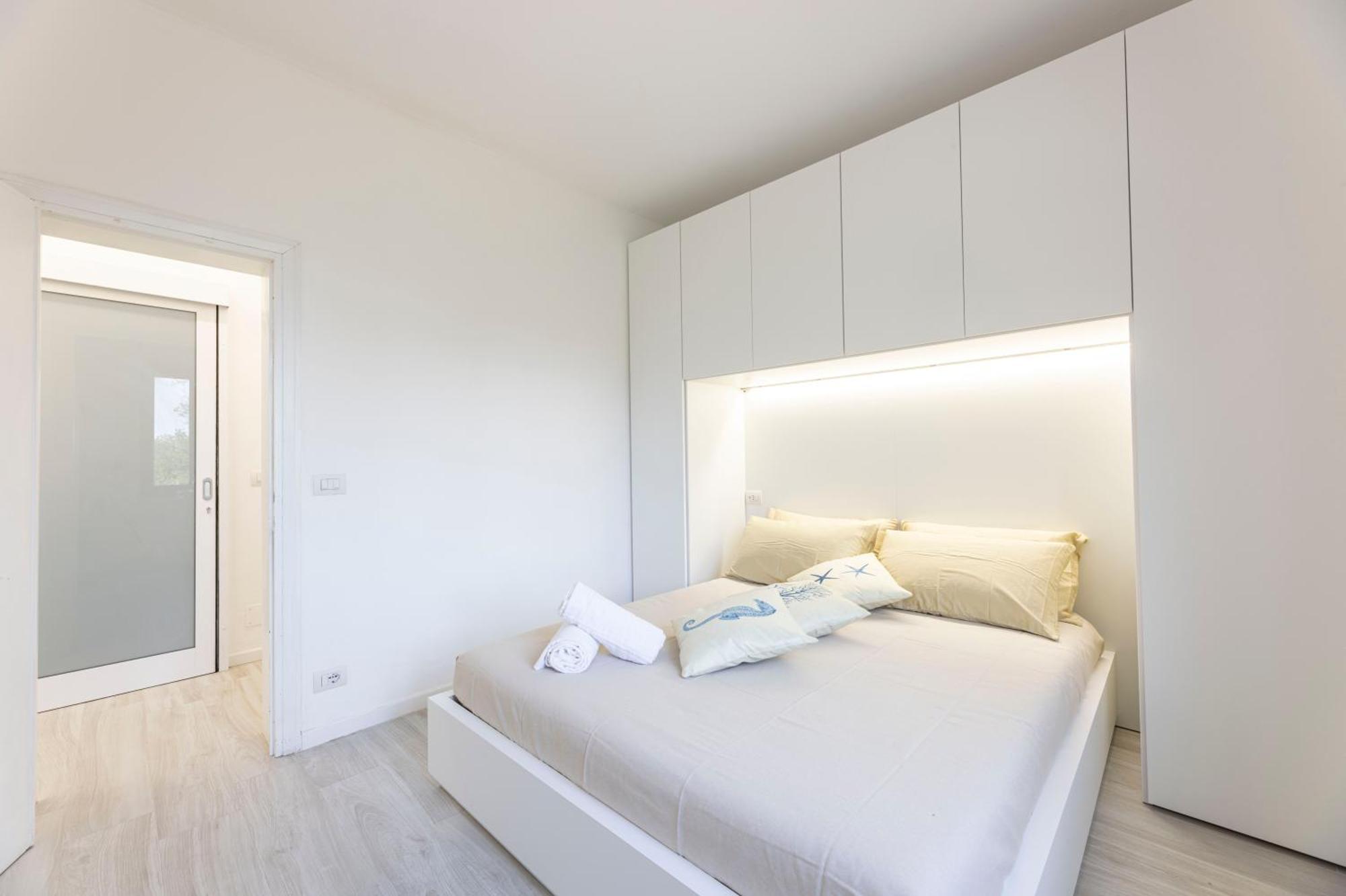 Casa Panoramica Bouganville SantʼAndrea Екстериор снимка
