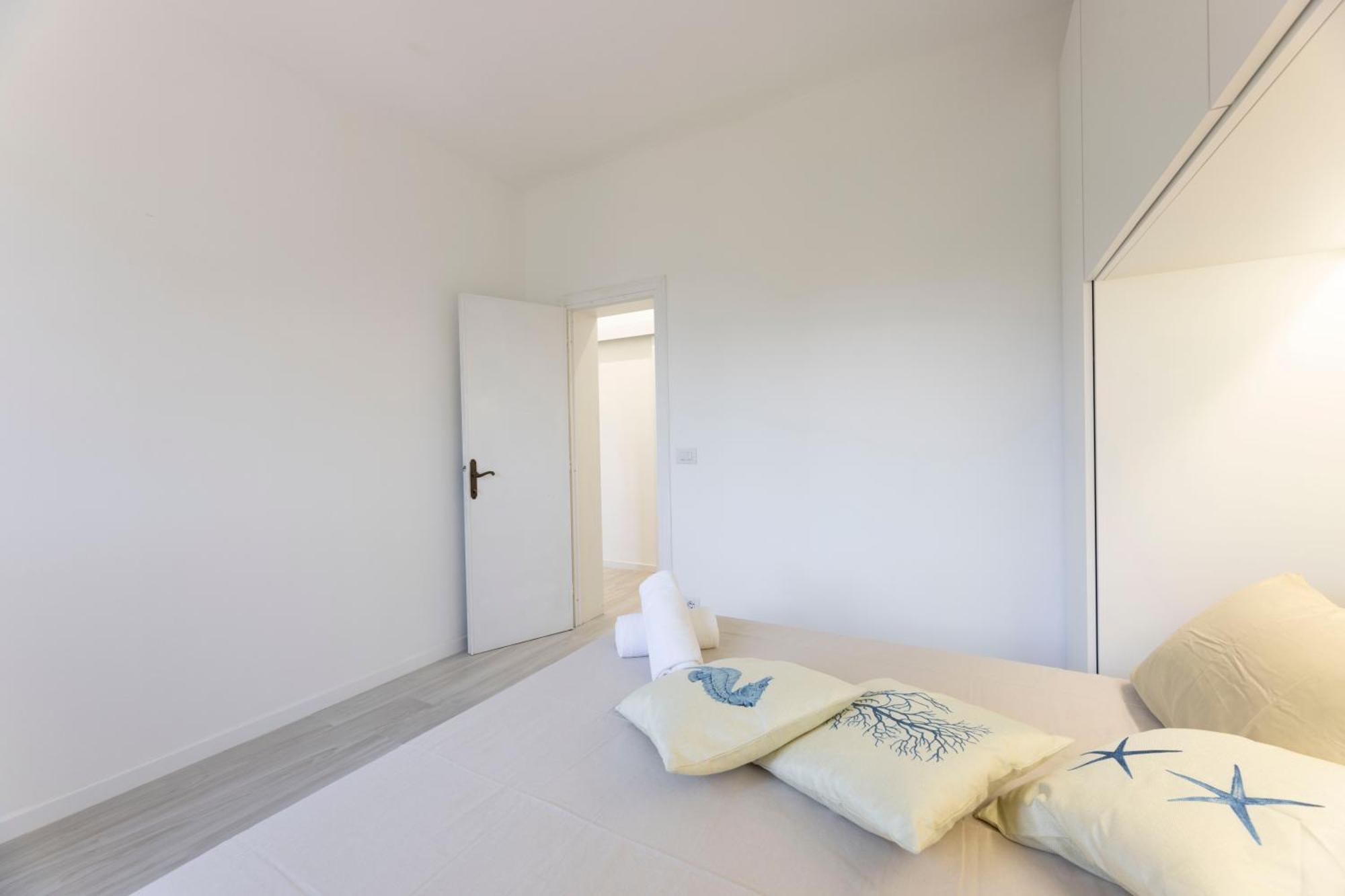 Casa Panoramica Bouganville SantʼAndrea Екстериор снимка